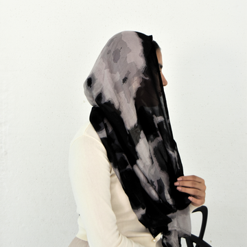 Charcoal Strokes | Modal